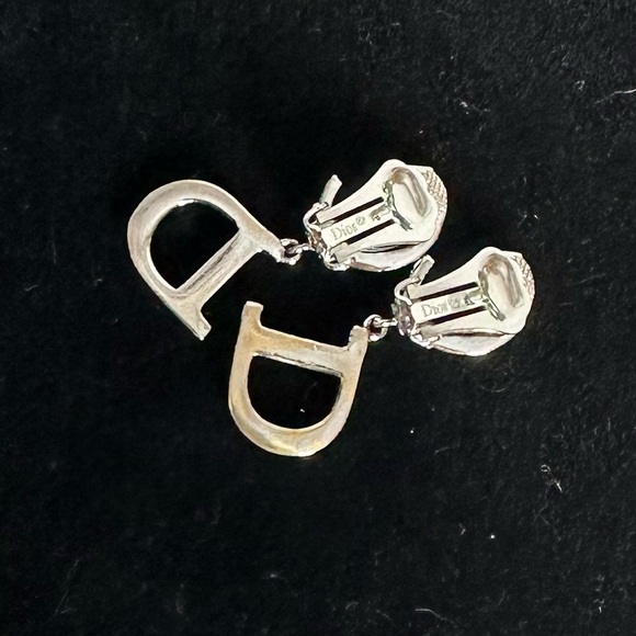 Christian Dior Clip On Earrings - Picture 7 of 11